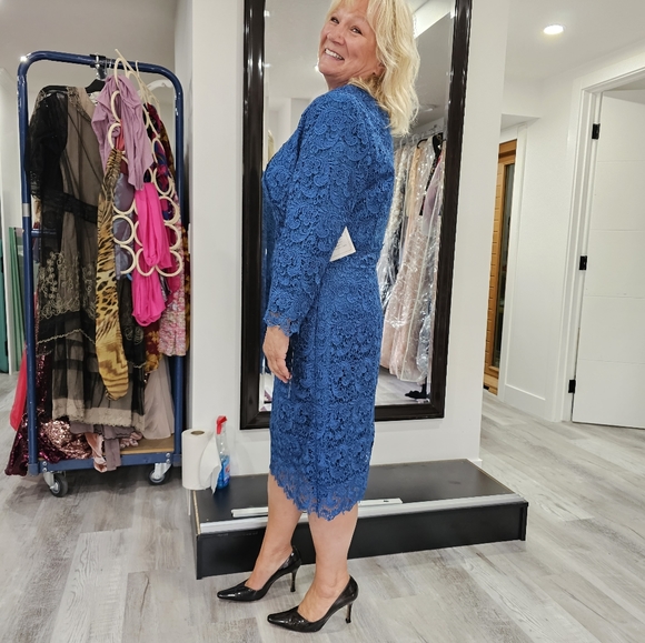 Mother of the Bride/Groom Dress - Picture 2 of 2